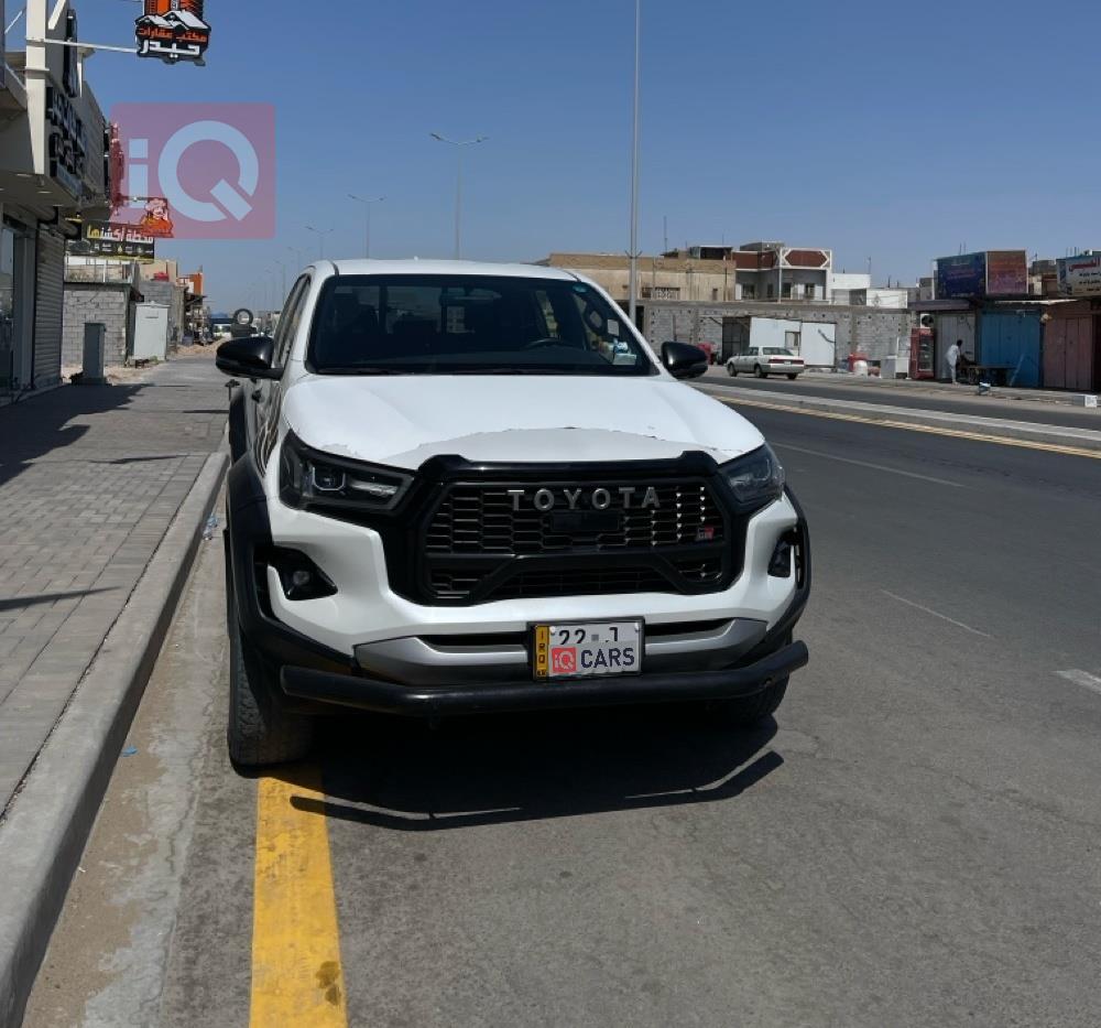 Toyota Hilux